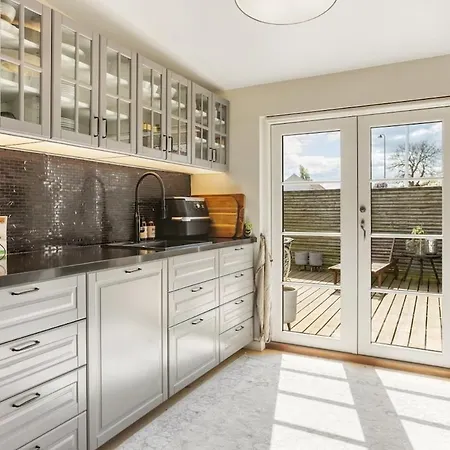 Beautiful With Ocean Views And A Large Garden